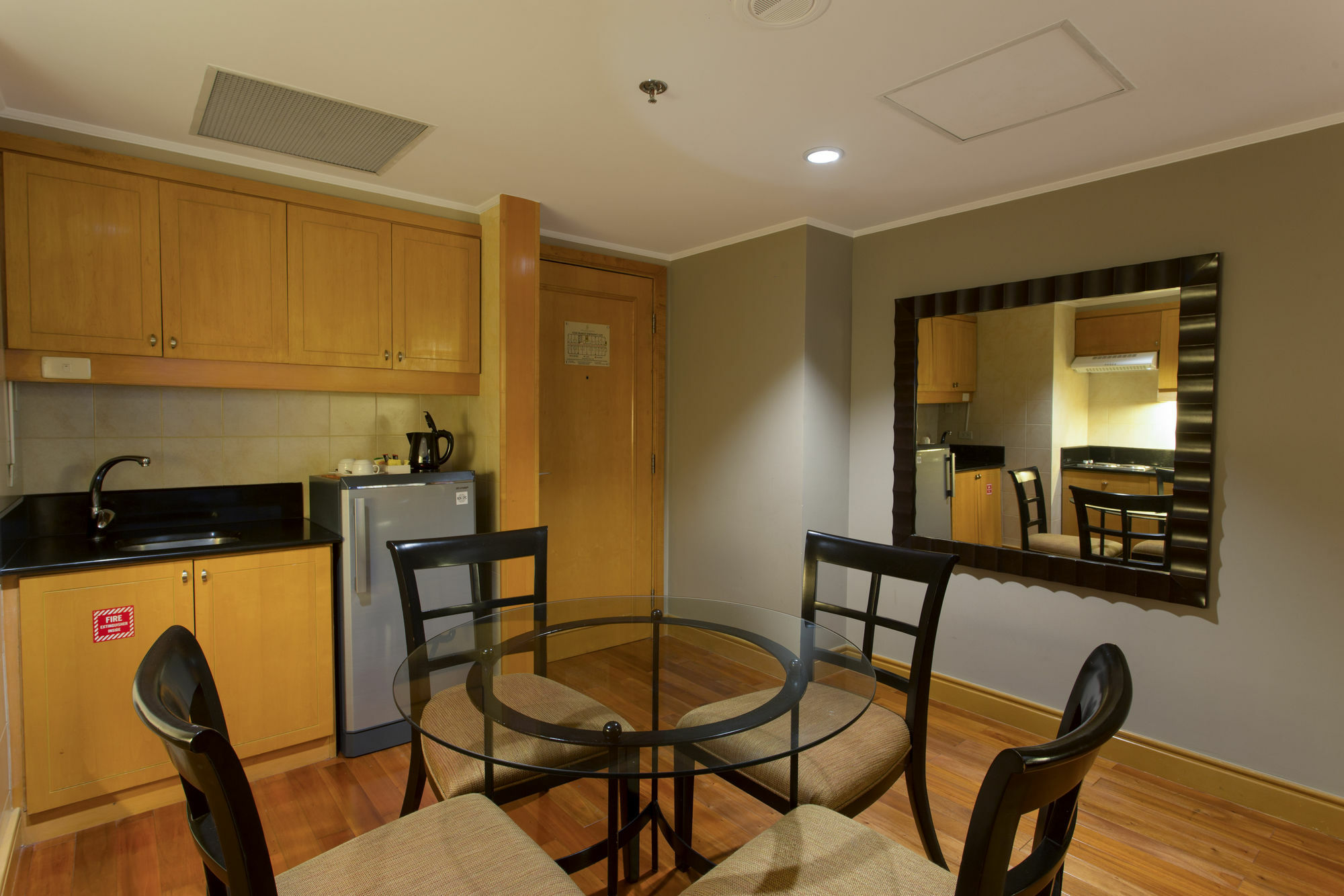 The Bellevue Manila Hotel Muntinlupa City Ngoại thất bức ảnh